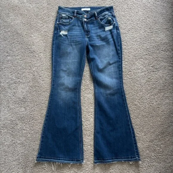 KanCan Johns Creek High Rise CrossOver Waist Flare Blue Jeans size 13/30 - Picture 3 of 9